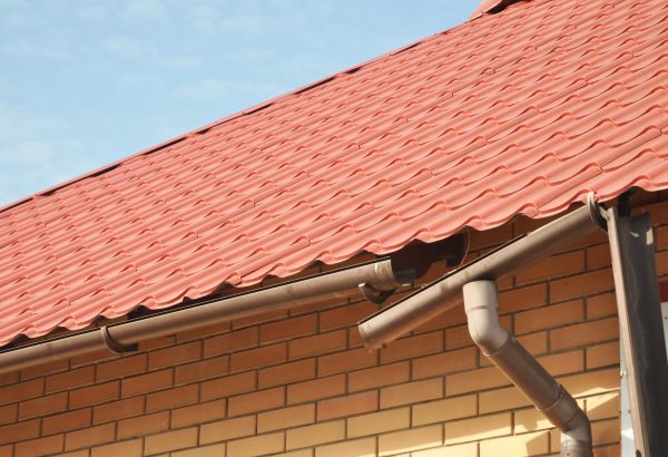 Cost of Loose Gutter Repair in Houston